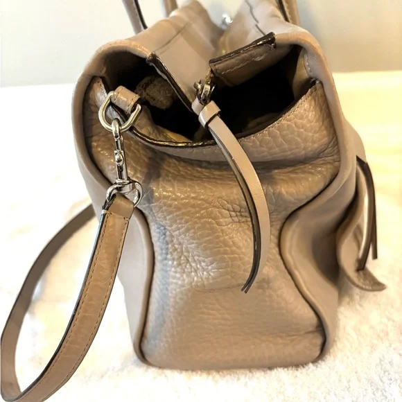 Authentic Large Coach Taupe Satchel - Picture 6 of 16